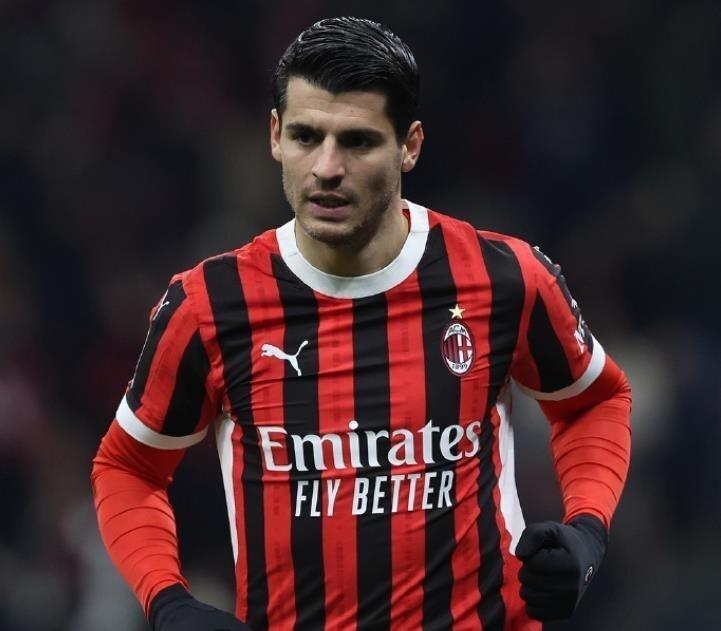 1xbet体育中国官网-恩菲尔德主场迎战河床，锋线火力引爆看点