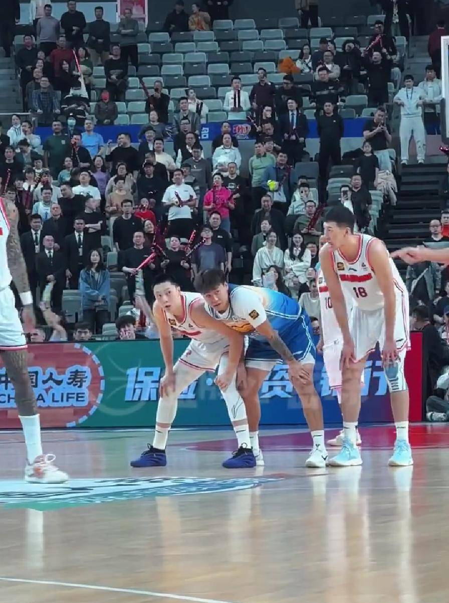 1xbet体育登录入口-两队在比赛中拼尽全力临场表现稳定