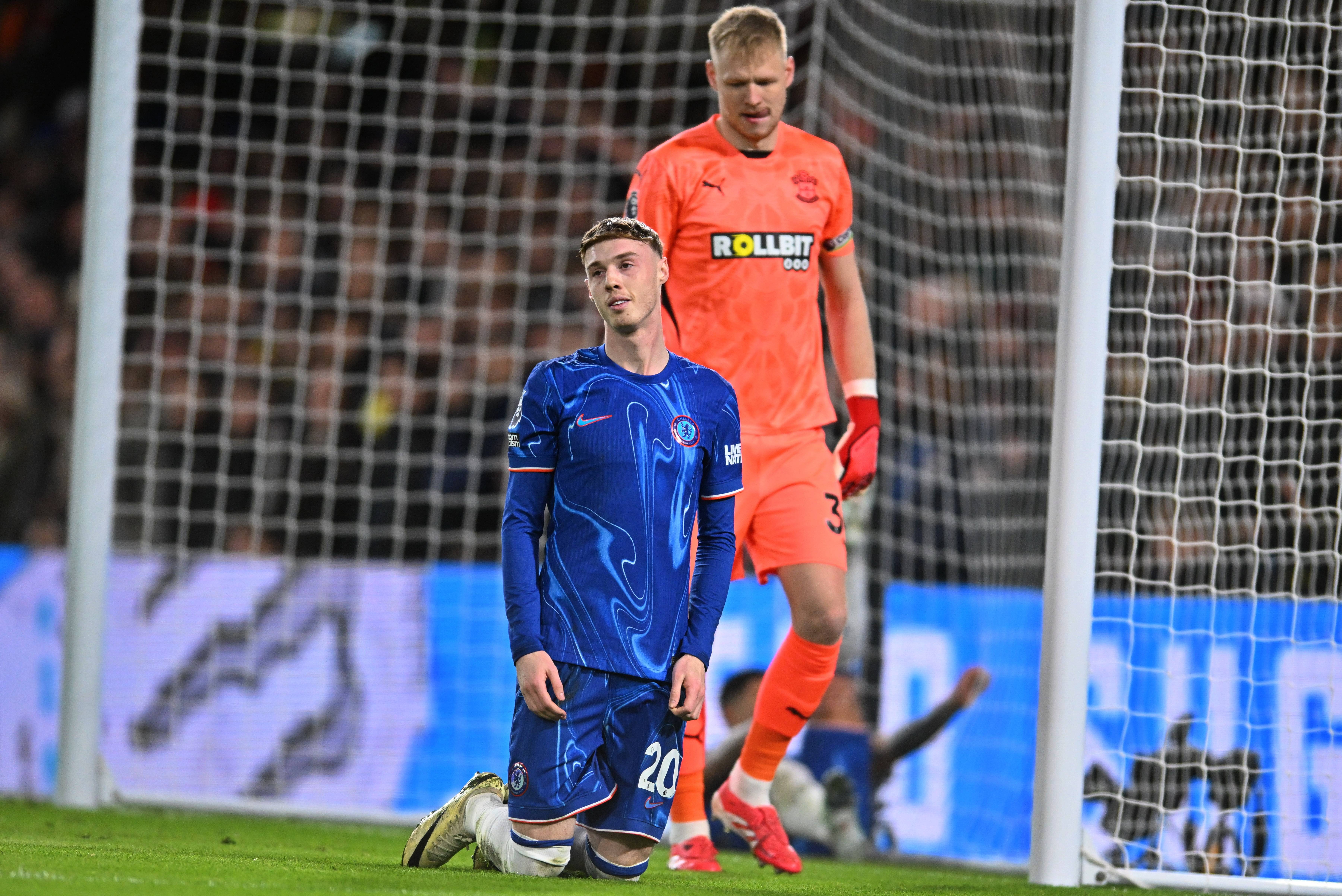 1xbet体育入口-切尔西惊险抢分，女裁红牌多蒙特进球无效