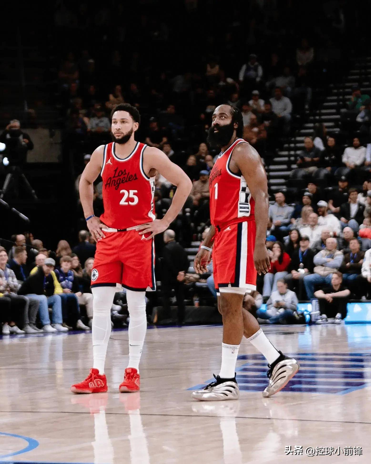 1xbet体育电竞-人逆转公牛：西蒙斯的全面表现率队获胜