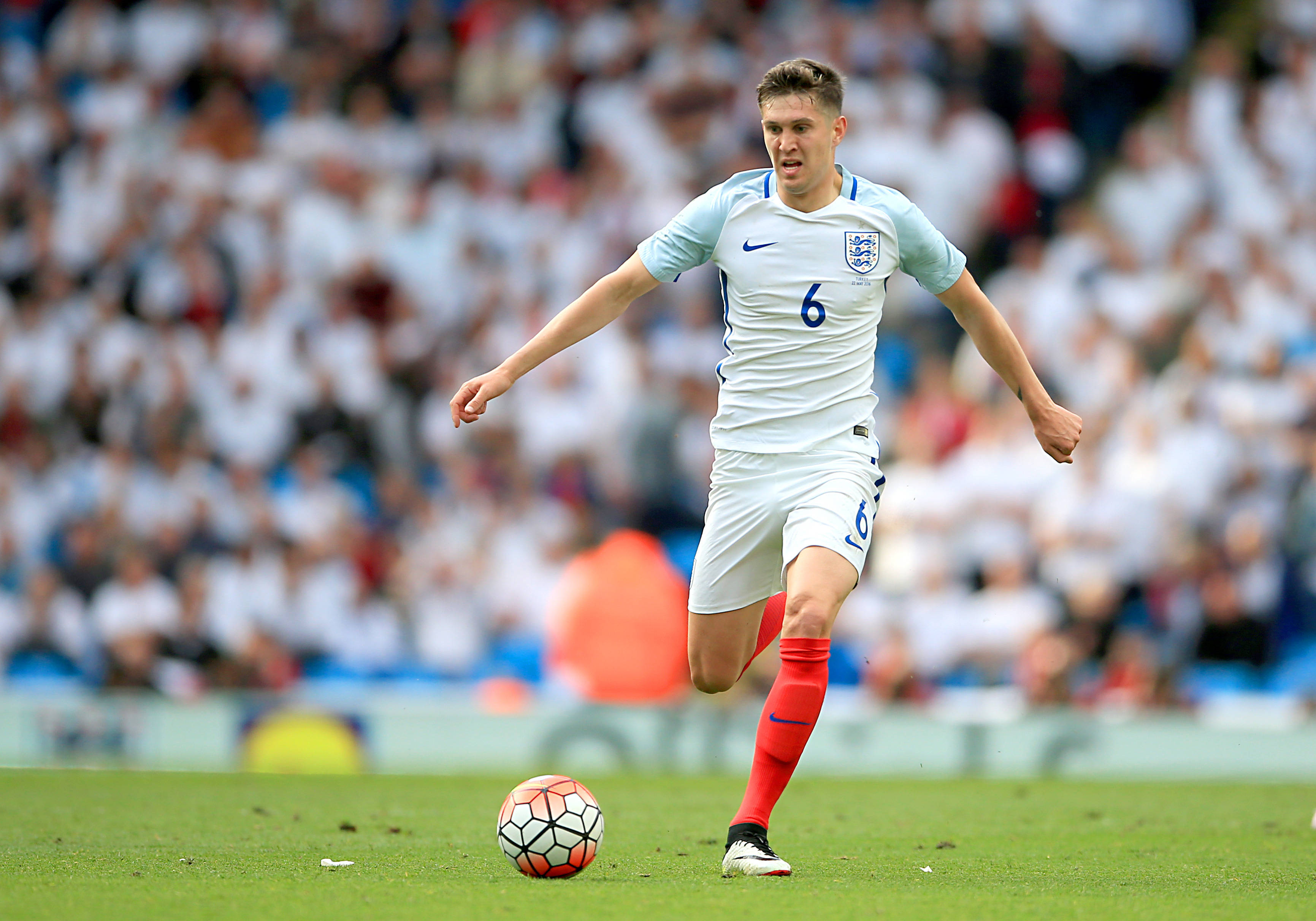 1xbet体育官网app-尼斯中场球员身体力行备战英超前三