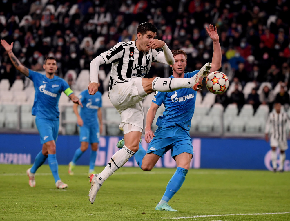 1xbet体育馆-尤文图斯轻松取胜,欧冠冠军宝座在望的简单介绍