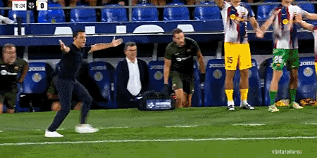 1xbet体育网址-红牌出场，球队节奏遭受影响