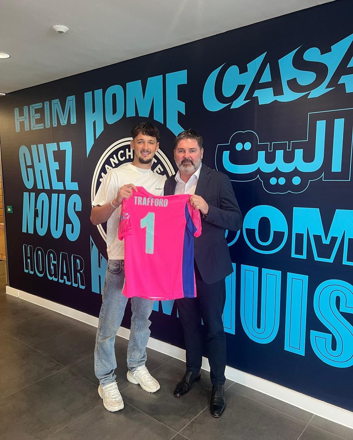 1xbet体育官方入口-关于曼城宣布与球衣赞助商续约，签下价值1亿英镑的大额合同的信息