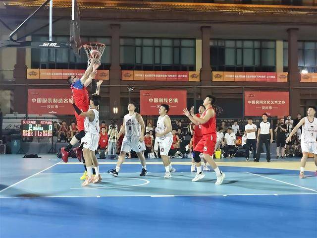 1xbet体育网站-国内篮球职业联赛引爆热潮,赛场上风起云涌