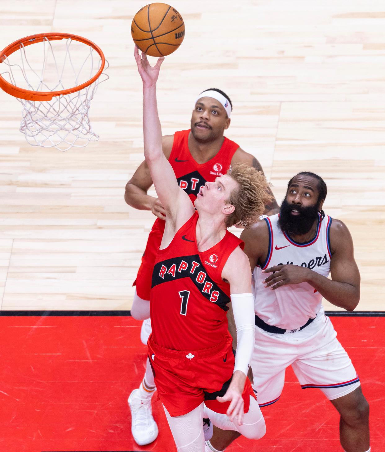 1xbet体育注册-猛龙不敌快船未能延续胜利