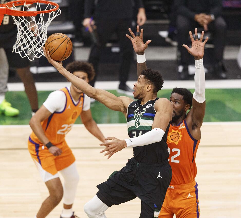 1xbet体育官方入口-雄鹿破帽神奇，战术彻底重塑全队实力的简单介绍