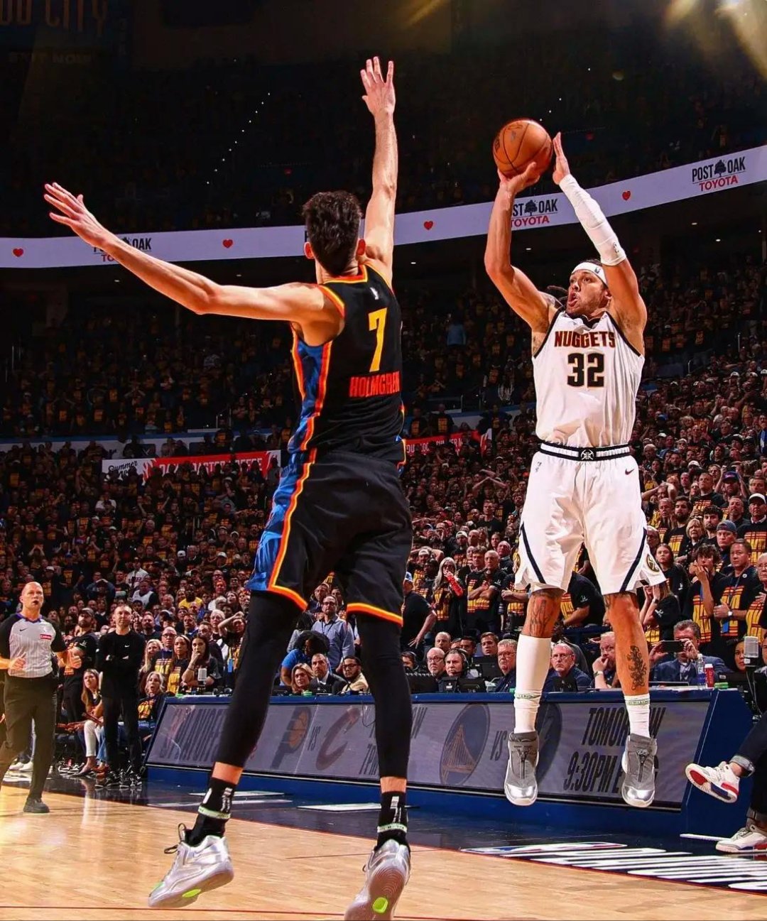 1xbet体育vip注册-爵士客场逆转掘金，克劳德上演绝杀的简单介绍