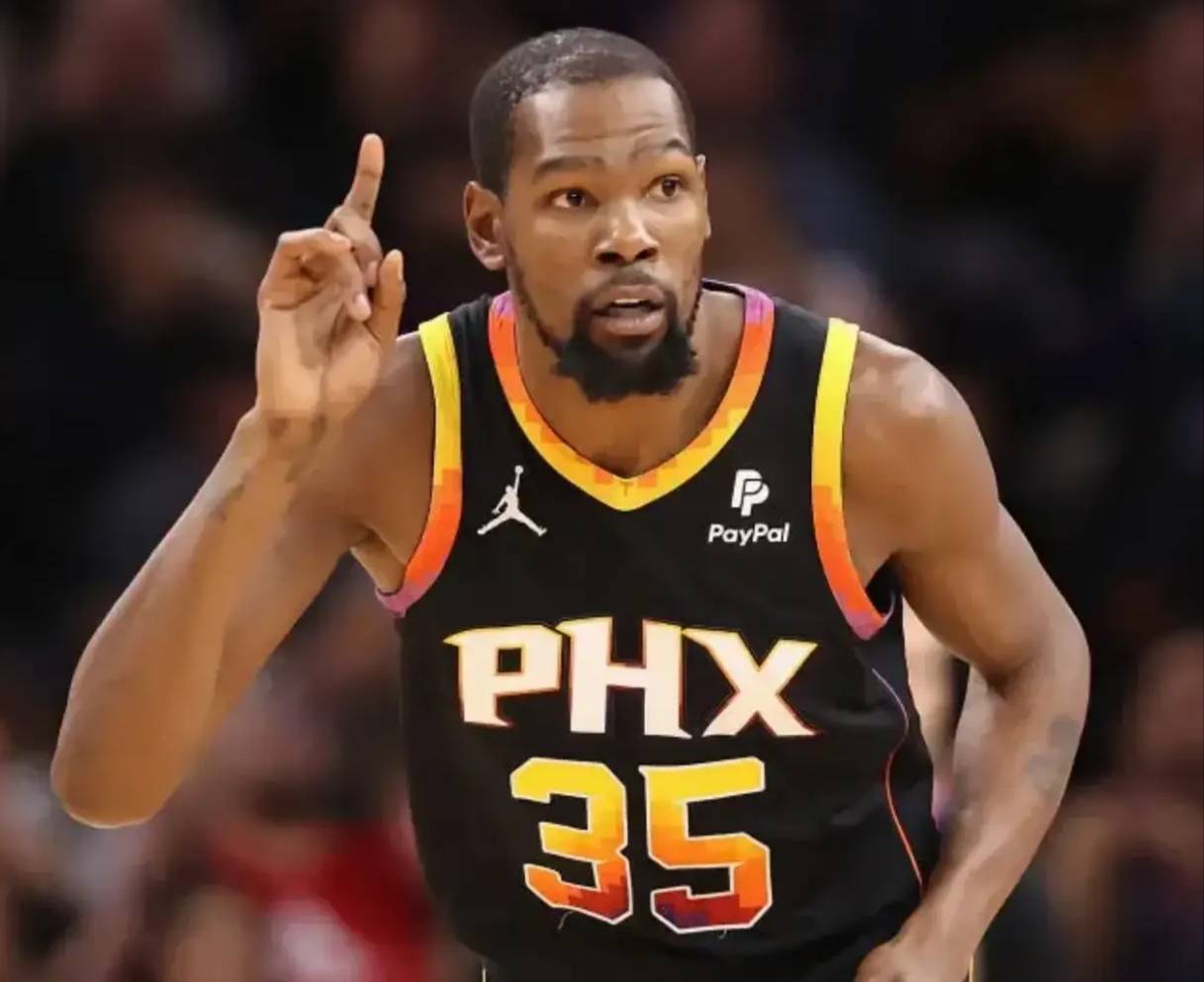 1xbet体育地址-湖人全队强势，杜兰特持球